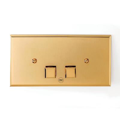 МНОГООБРАЗИЕ ОТТЕНКОВ И УНИВЕРСАЛЬНОСТЬ