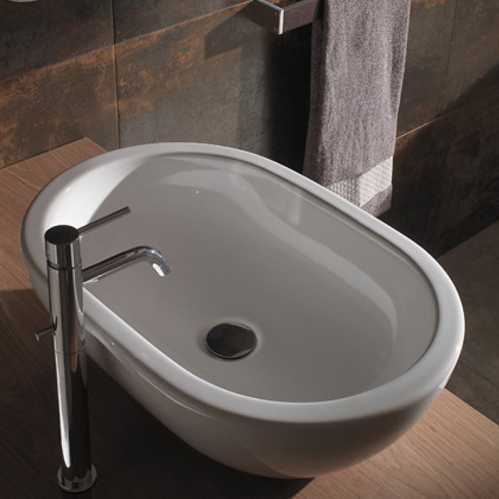 ПРОЧНОСТЬ, КАЧЕСТВО И МИНИМАЛИСТИЧНЫЙ ДИЗАЙН