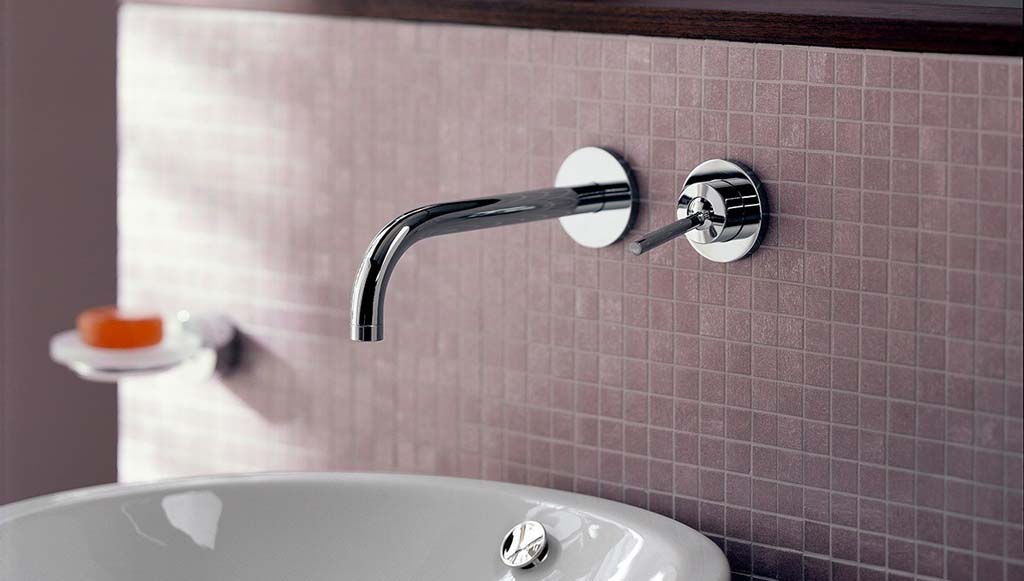 Как выбрать смеситель для кухни и ванной: на что обратить внимание при покупке Как выбрать смеситель для кухни и ванной: на что обратить внимание при покупке