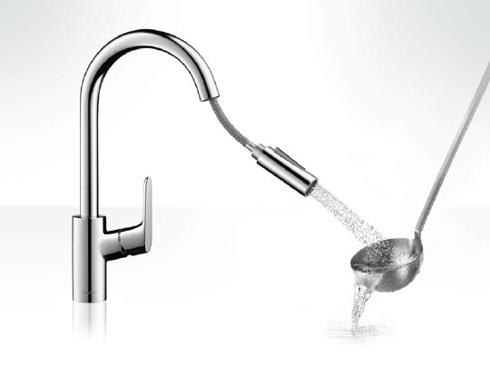 Hansgrohe Focus M41 Смеситель для кухонной мойки 240 с выдвижным изливом, цвет: хром 31815000