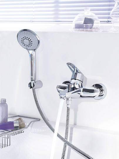 Grohe Eurodisc Cosmopolitan Смеситель для ванны, накладной, с ручным душем, цвет: хром 33395002