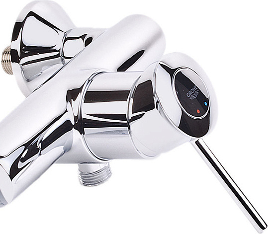 Grohe BauClassic Смеситель для душа накладной, с выходом для шланга, цвет: хром 32867000