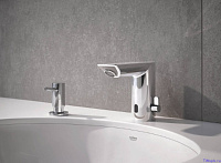 Grohe Bau Cosmopolitan E Смеситель для раковины сенсорный, питание от батареек, цвет: хром 36451000