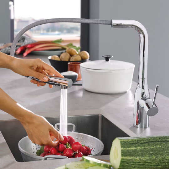 Grohe Essence New Смеситель для кухни, цвет: никель глянец 30270BE0