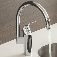 Grohe Eurosmart Смеситель для кухни, с поворотным изливом, цвет: хром 33202002
