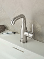 Grohe Essence New Смеситель для раковины высокий, с д/к, высота излива 16 см, цвет: суперсталь 23462DC1