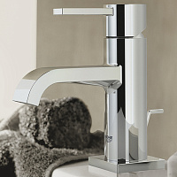 Grohe Allure Смеситель для раковины, с д/к, длина излива 10,4 см, цвет: хром 32757000