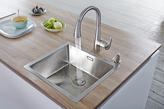 Grohe Zedra Смеситель для кухни, с выдвижным изливом, цвет: нержавеющая сталь 32294SD1