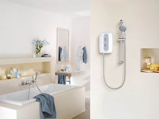 Grohe Eurostyle Cosmopolitan Смеситель для ванны, накладной, цвет: хром 33591002
