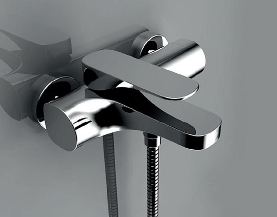 Смеситель Fima Carlo Frattini Quad  для ванны с душем F3724CR