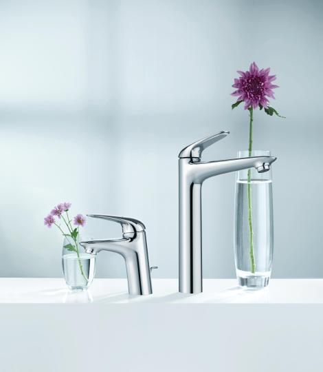 Grohe Eurostyle Смеситель для раковины, с д/к, длина излива 11 см, цвет: хром 23709003