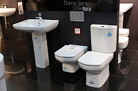 Roca Dama Senso Чаша напольного унитаза 35,5х66 см, без крышки, двойной выпуск, цвет: белый глянец 342517000