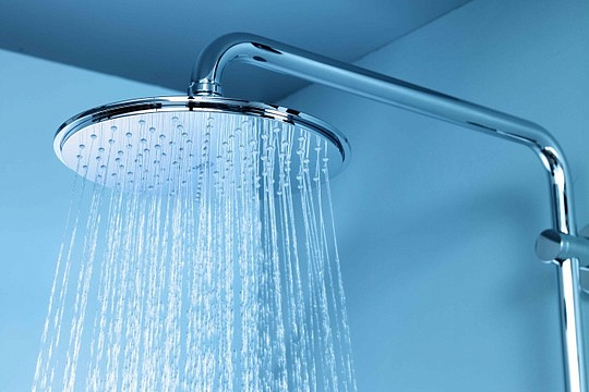 Grohe Rainshower System 210 Душевая стойка для ванны, с термостатом, излив 16,5 см, цвет: хром 27641000