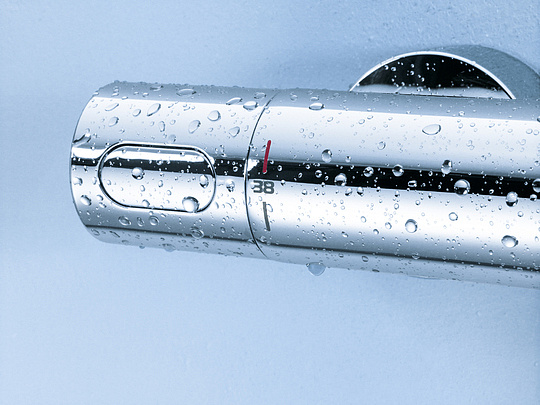 Grohe Rainshower System 210 Душевая стойка для ванны, с термостатом, излив 16,5 см, цвет: хром 27641000