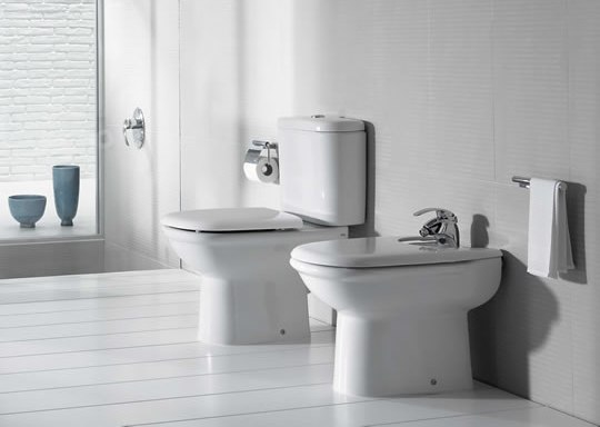 Roca Giralda Крышка-сиденье для унитаза, с микролифтом, крепление хром, цвет: белый глянцевый ZRU9000047