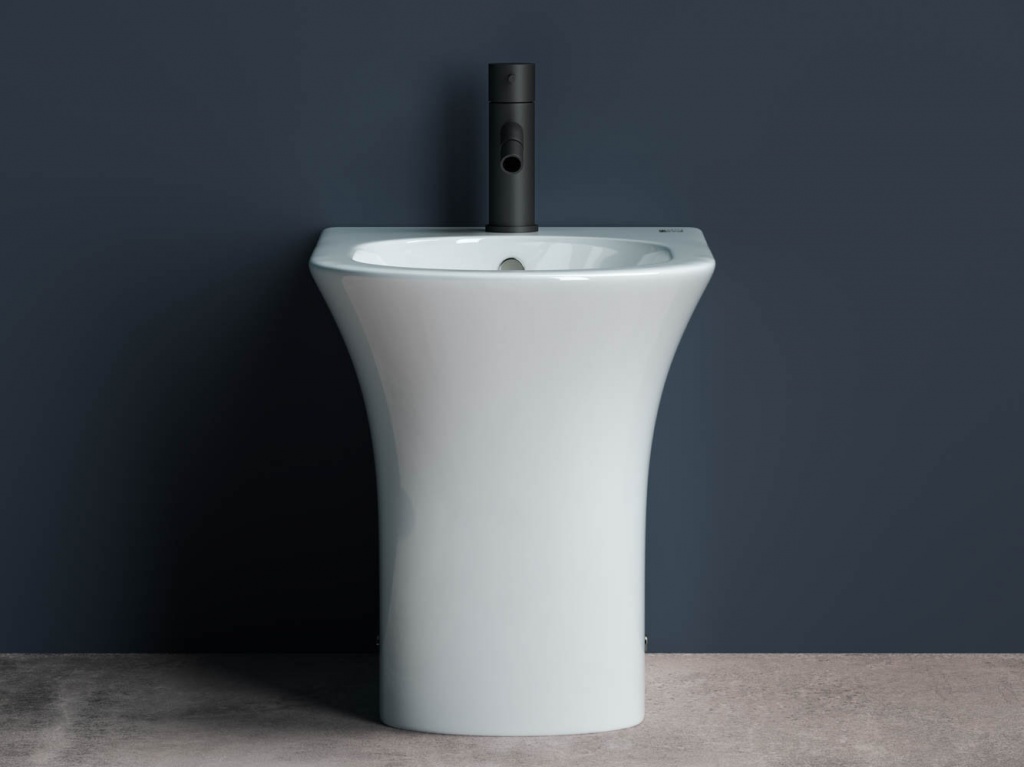 Ceramicanova Star Биде напольное 36х55 см, c переливом, цвет: белый глянцевый CN1906