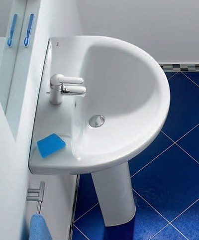 Roca Victoria Раковина подвесная 56х46 см, с переливом, без донного клапана, цвет: белый глянцевый 32739300Y