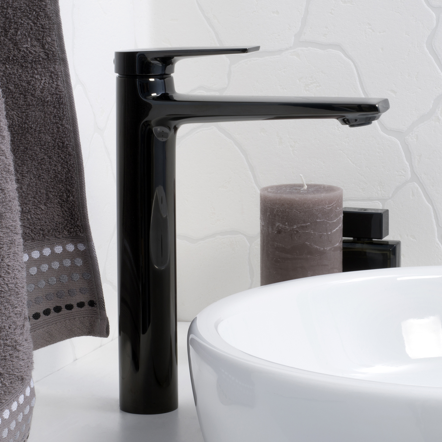 Wasserkraft Glan Смеситель для умывальника однорычажный, цвет: черный 6603H