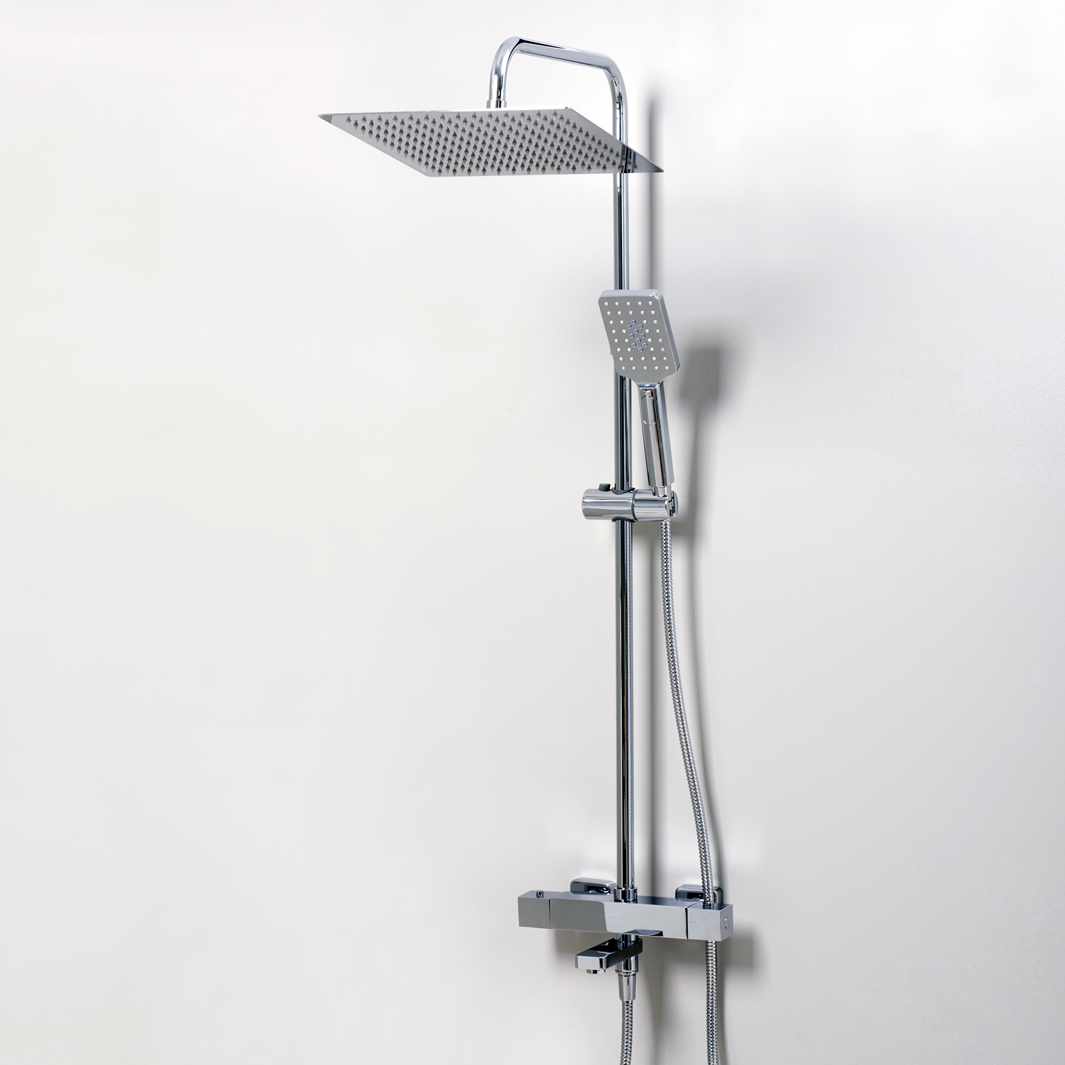 Wasserkraft Душевая стойка: термостат, ручной душ 3 вида струи, шланг, верхний душ, цвет: хром A19901