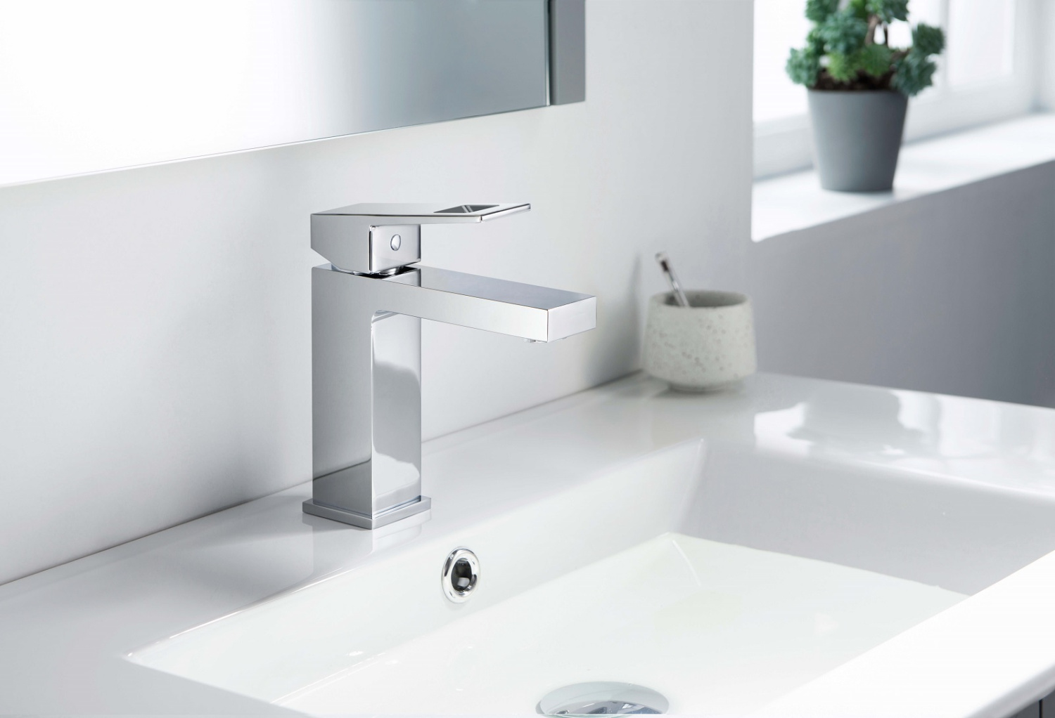 Timo Briana Смеситель для раковины однорычажный, цвет хром 7161/00F