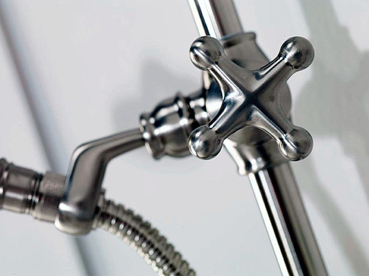 Bossini Liberty Душевая стойка: смеситель, ручной и верхний душ, 1 вид струи, шланг, цвет: chrome L01203.030