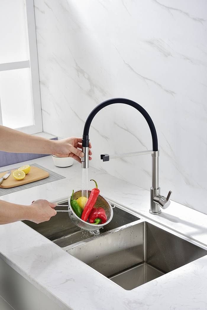 Paulmark Halt Смеситель для кухни высота излива 17 см, цвет: никель Ha214021-Ni