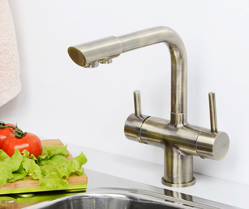 Смеситель Wasserkraft  для кухонной мойки, светлая бронза A8037