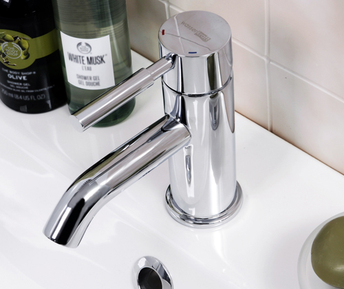 Смеситель Wasserkraft Main  для раковины 4105