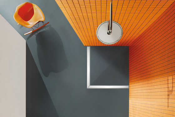 Tece Drainline Угловой канал с гидроизоляционной лентой 100х100 см, цвет: нерж. сталь глянцевая 611000