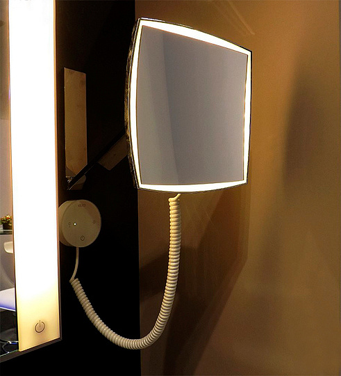 Keuco ILook Move Косметическое зеркало с изменяемой температурой подсветки, подвесное, цвет: хром 17613 019000