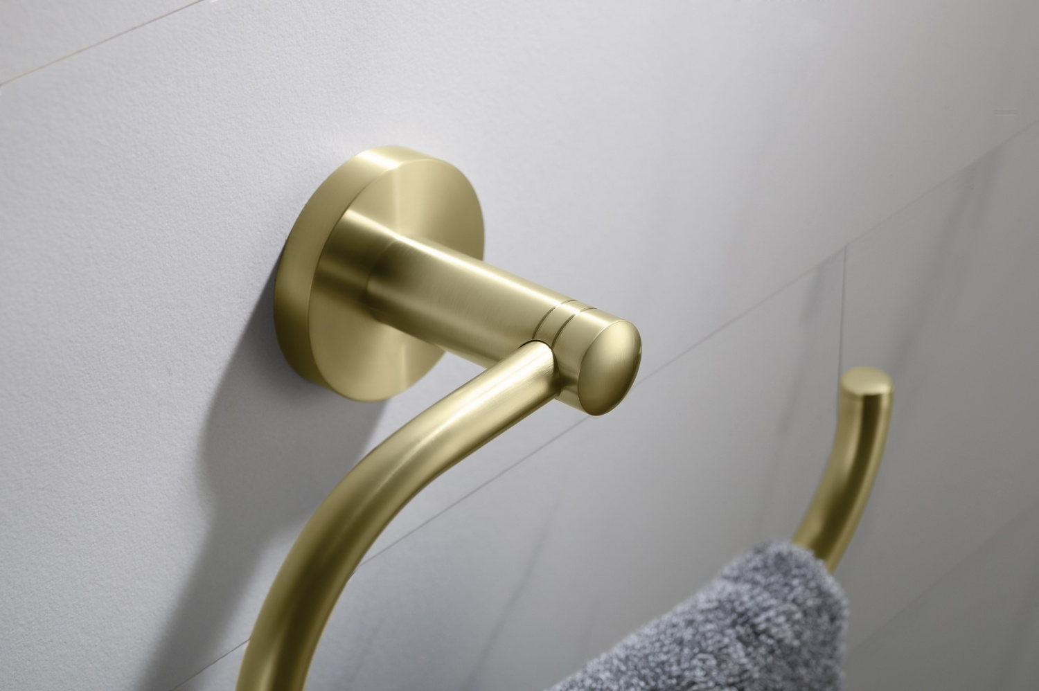 Timo Saona Полотенцедержатель для ванной комнаты, цвет золото матовое 13050/17