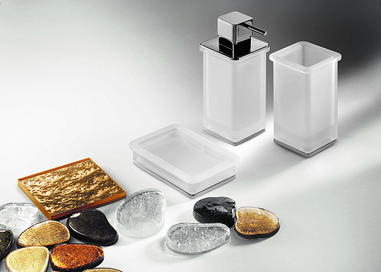 Colombo Design Lulu Стакан настольный, матовое стекло, латунь, цвет: chrome B6241.CR-VAN