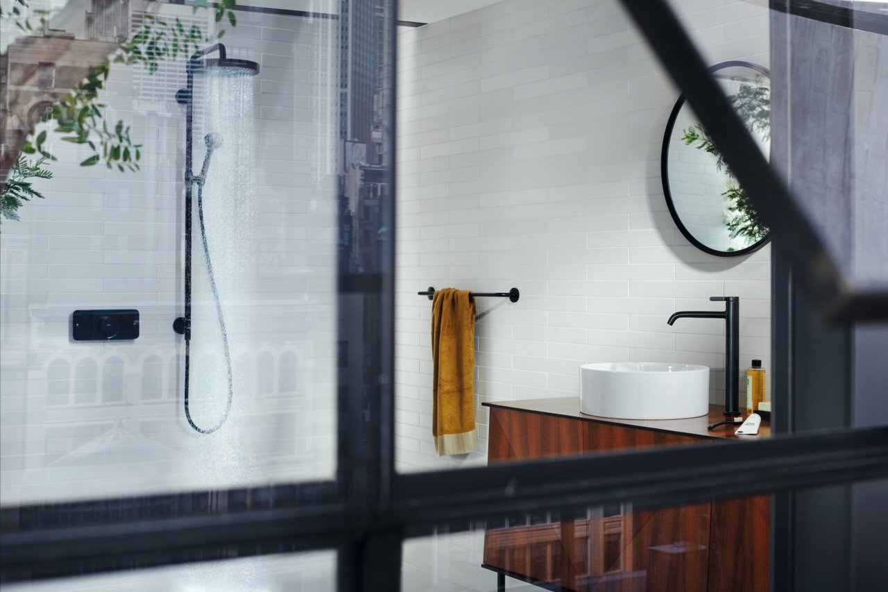 Axor One Термостат для душа встраиваемый на 2 потребителя, внешняя часть, цвет: матовый черный 45712670