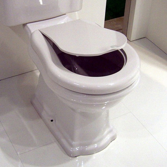 Kerasan Retro Крышка-сиденье для унитаза, с микролифтом, крепление хром, цвет: Bianco lucido 108901