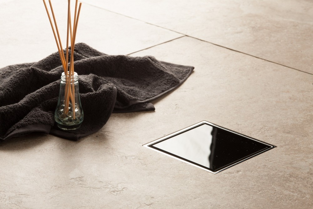 Pestan Black Glass Точечный трап 15х15 см, цвет: черный 13000092