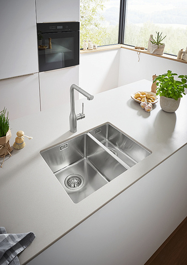 Grohe K700U Кухонная мойка из нержавеющей стали 58,5x19,5 см, с доп. чашей, цвет: нержавеющая сталь 31577SD0