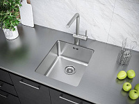 Paulmark Vista Кухонная мойка нержавеющая сталь 38x44 см, цвет: брашированная сталь PM904438-BS