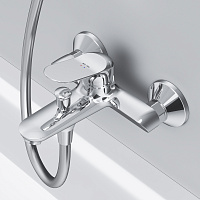 Am.Pm Sunny Смеситель для ванны без душевого комплекта, излив 17,9 см, цвет: хром глянцевый F85C10000