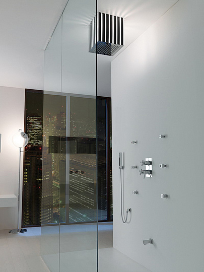 Bossini Cube Душевой гарнитур: ручной душ, держатель, подвод воды, шланг, цвет: chrome C50001.030