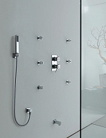 Bossini Cube Душевой гарнитур: ручной душ, держатель, подвод воды, шланг, цвет: chrome C50001.030