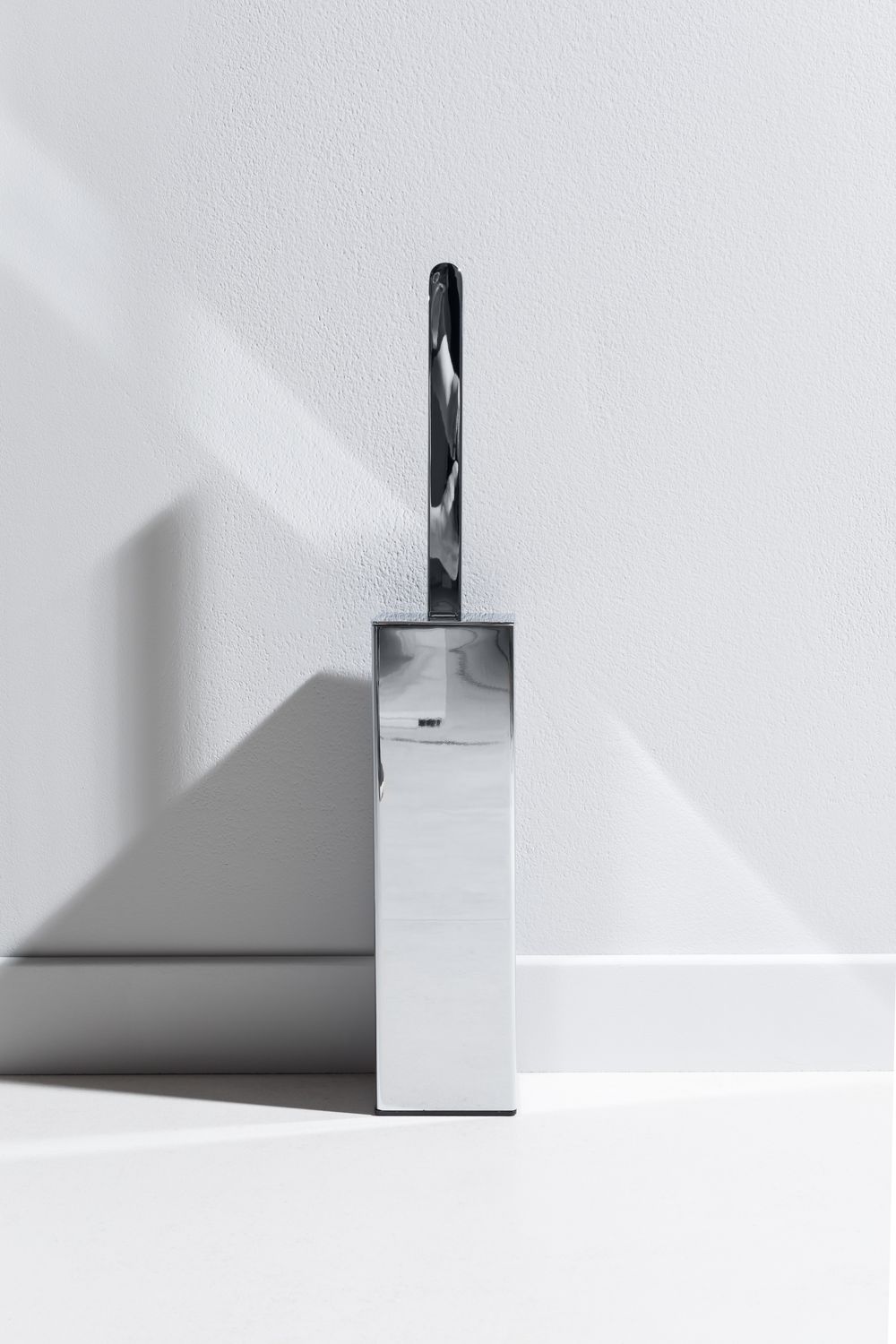 Allen Brau Infinity Ершик для унитаза напольный, латунная колба, цвет: хром 6.21009-00