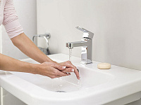 Ravak Chrome Смеситель для раковины, с донным клапаном, длина излива 10,1 см, цвет: хром X070053