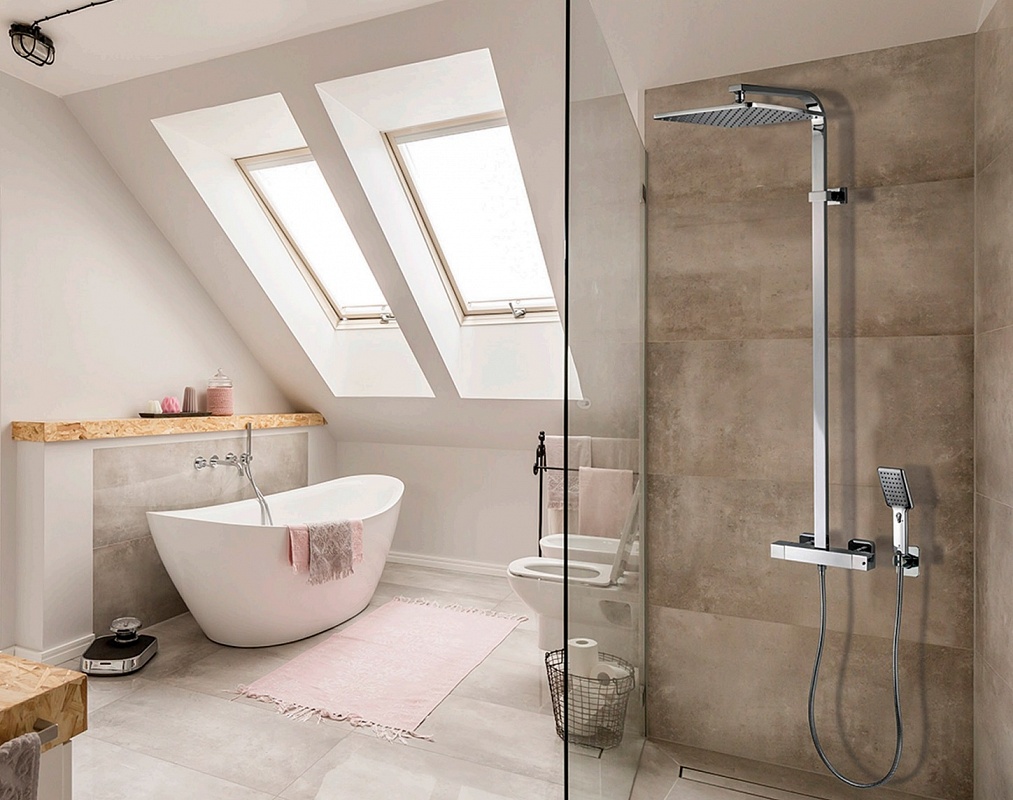 Bossini Cosmo Душевая стойка: смеситель, ручной и верхний душ, 1 вид струи, шланг, цвет: chrome L40001.030