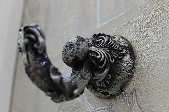 Art&Max Sculpture Крючок одинарный, цвет: серебро AM-B-0682-T