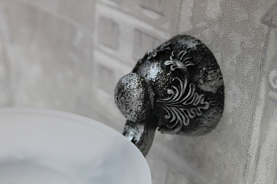 Art&Max Sculpture Мыльница со стеклянной чашей, подвесная, цвет: серебро AM-0685-T