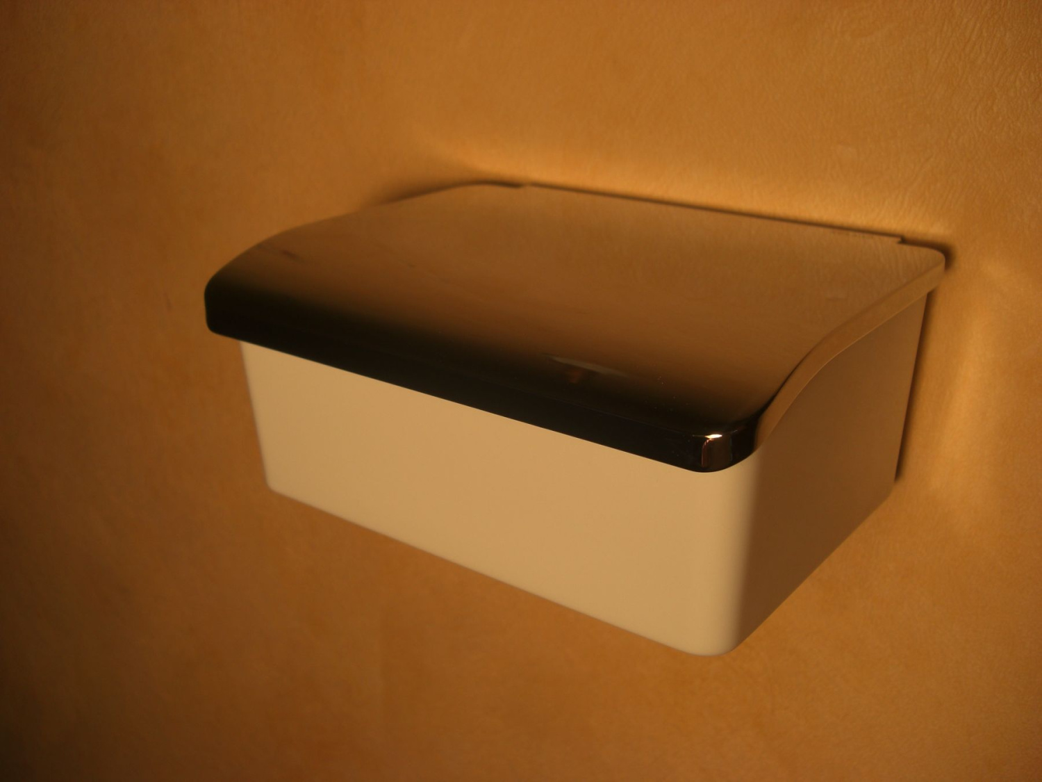 Keuco Elegance New Контейнер для влажных салфеток, цвет: хром 11667 013000