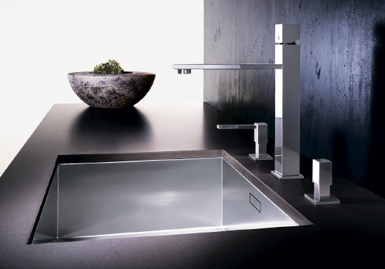 Blanco Zerox Кухонная мойка, встр. снизу 49x44x17,5h, цвет: сталь 521587