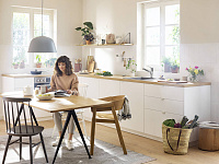 Hansgrohe Zesis Смеситель для кухни с выдвижным изливом, цвет: хром 74800000