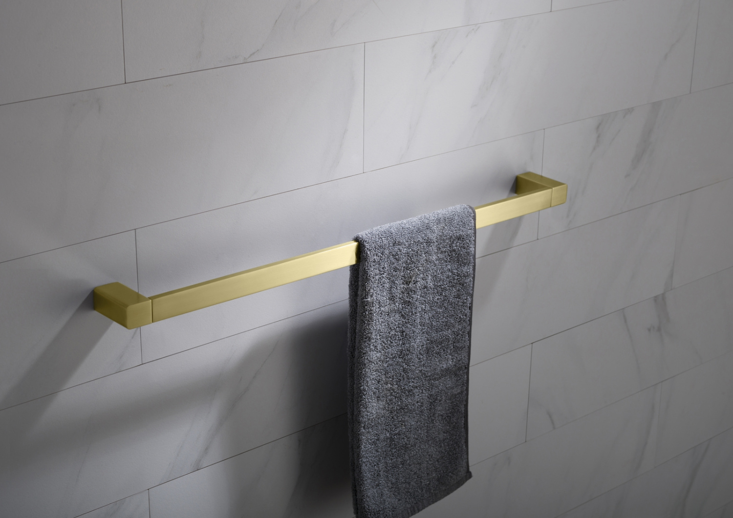 Timo Petruma Полотенцедержатель подвесной, цвет: золото матовое 15253/17