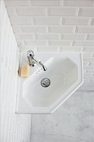 Burlington Раковина подвесная 59,8х45 см, с переливом, 1 отвер. под смеситель, цвет: белый глянцевый B10